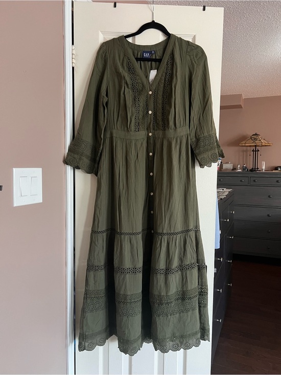 GAP Dresses & Skirts - GAP Olive Lace-Trim Button-Front Maxi Dress